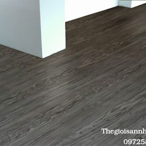 Thi công sàn nhựa hèm khóa Eco-8024