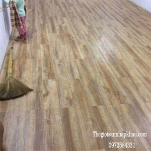 Sử dụng sàn nhựa hay sàn gỗ tốt hơn ảnh bìa