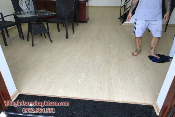 kha nag chiu nuoc cua san nhua spc glotex