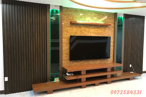 phong khach sieu sang trong khi so huu bo doi nhua op tuong lam song va nhua van da pvc